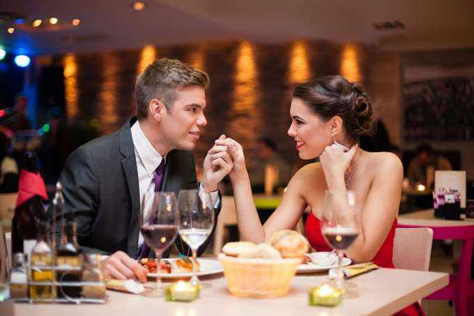 Знакомство в ресторане