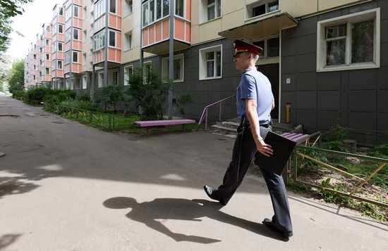 Что делать, если соседи сверху постоянно шумят?