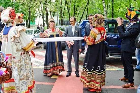 Сватовство со стороны невесты: что говорить? Сценарий и тосты